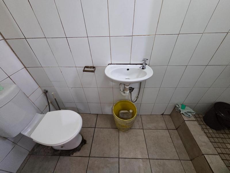 2 Bedroom Property for Sale in Zonnebloem Western Cape